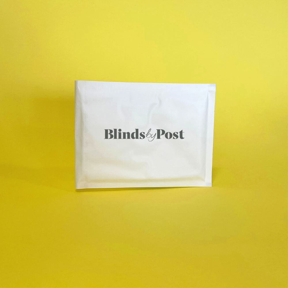 Custom Full Colour Printed White Padded Envelopes & Mailers - 100mm x 165mm
