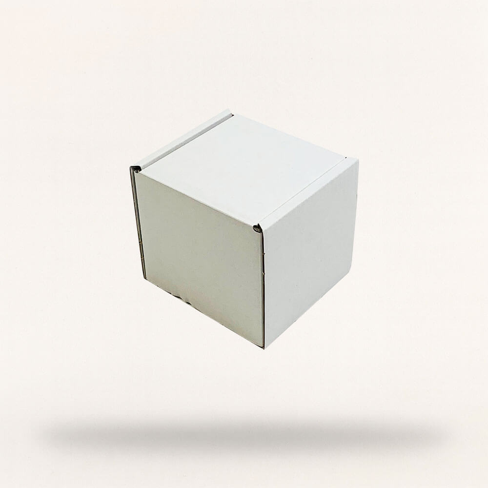 White PiP Small Parcel Postal Box - 102mm x 102mm x 102mm