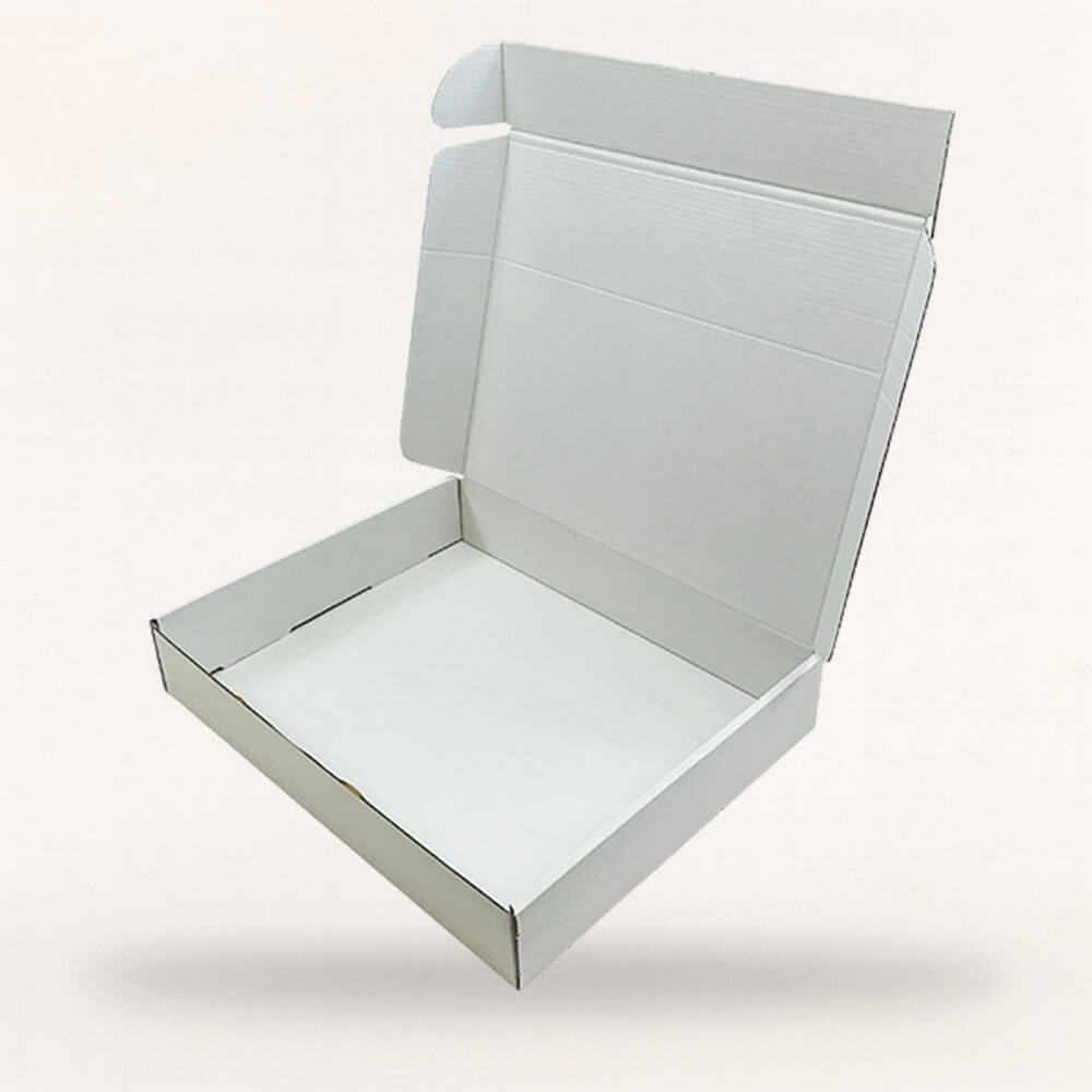 White PiP Small Parcel Postal Box - 426mm x 342mm x 74mm