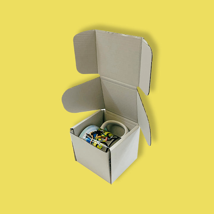 White PiP Small Parcel Postal Box - 102mm x 102mm x 102mm