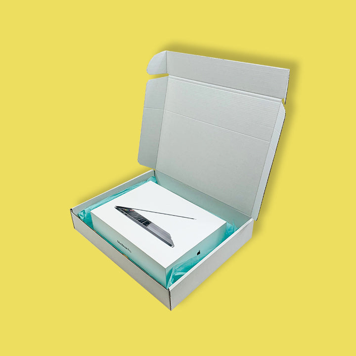 White PiP Small Parcel Postal Box - 426mm x 342mm x 74mm