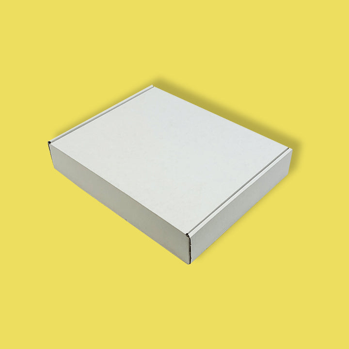 White PiP Small Parcel Postal Box - 426mm x 342mm x 74mm